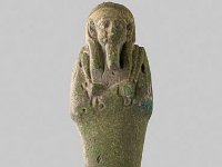 Aeg F 49  Aeg F 49, Spätzeit, Uschebti, Grüne Fayence, H 10,4 cm, B 3,7 cm, T 2,3 cm : Bestandskatalog Ägypten, Museumsfoto: Claus Cordes
